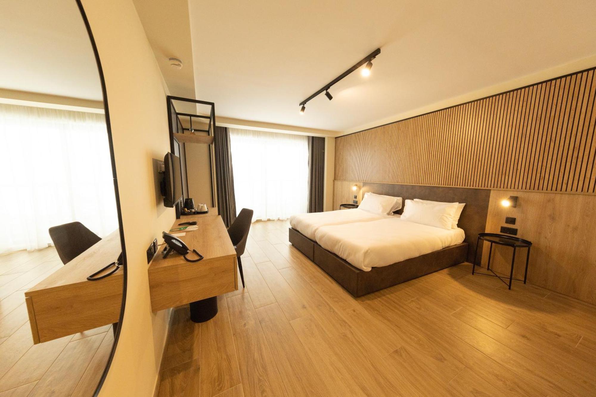 East Sliema Suites Exteriör bild